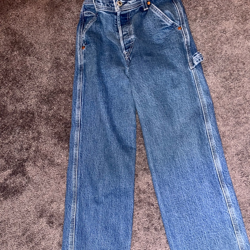 LEVIS PREMIUM STRAIGHT LEG JEAN
